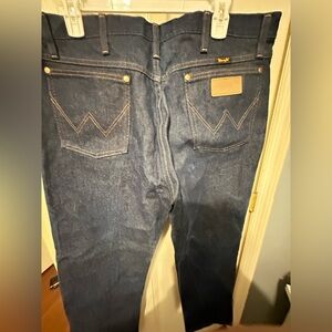 Wrangler Dark Blue Relaxed Fit Jeans
